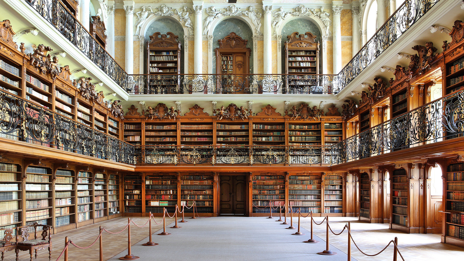 Biblioteca del monasterio de Teplá en la república checa