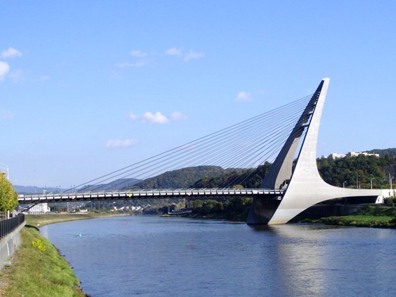 Na República Tcheca, Ústí nad Labem é cidade com atrações recordistas e seis castelos