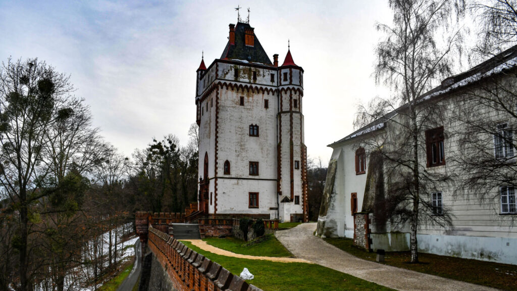 Hradec nad Moravicí